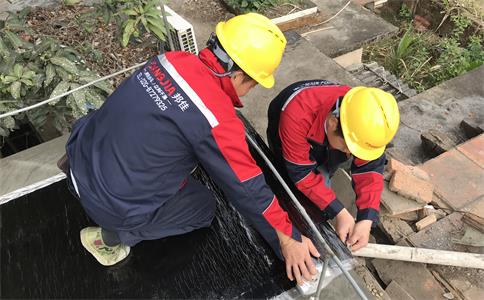 武汉屋面防水补漏处理.jpg